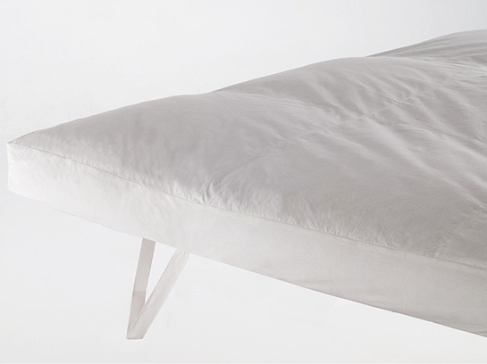 Pillow Top 80% Penas 20% Plumas de Ganso King 193x203x07cm Plooma