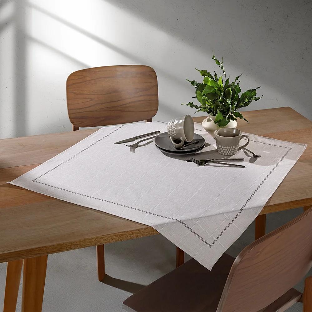 Toalha Centro de Mesa Chá Quadrada 78x78 cm Clean Renova Iara Dohler