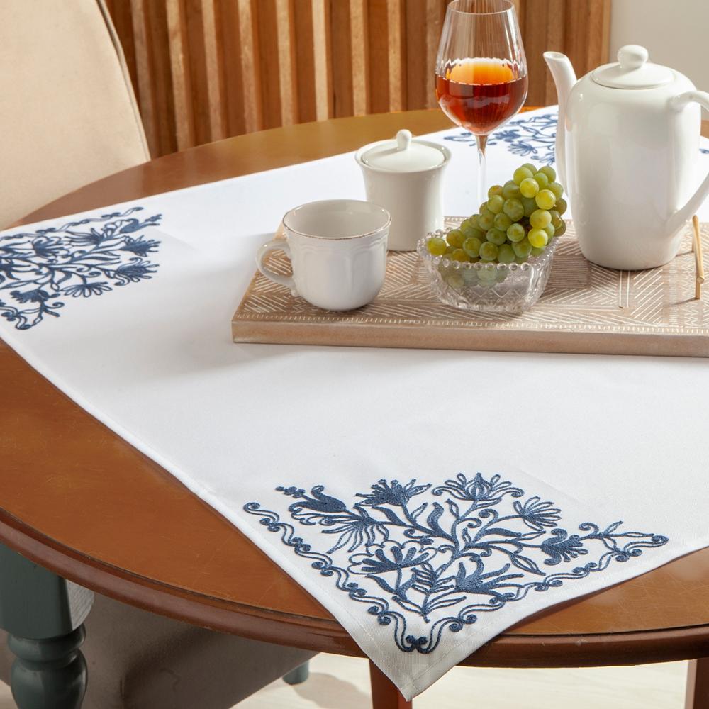 Caminho Centro de Mesa 85x85cm Holanda Linha Atelie Branco e Azul Marinho Jolitex
